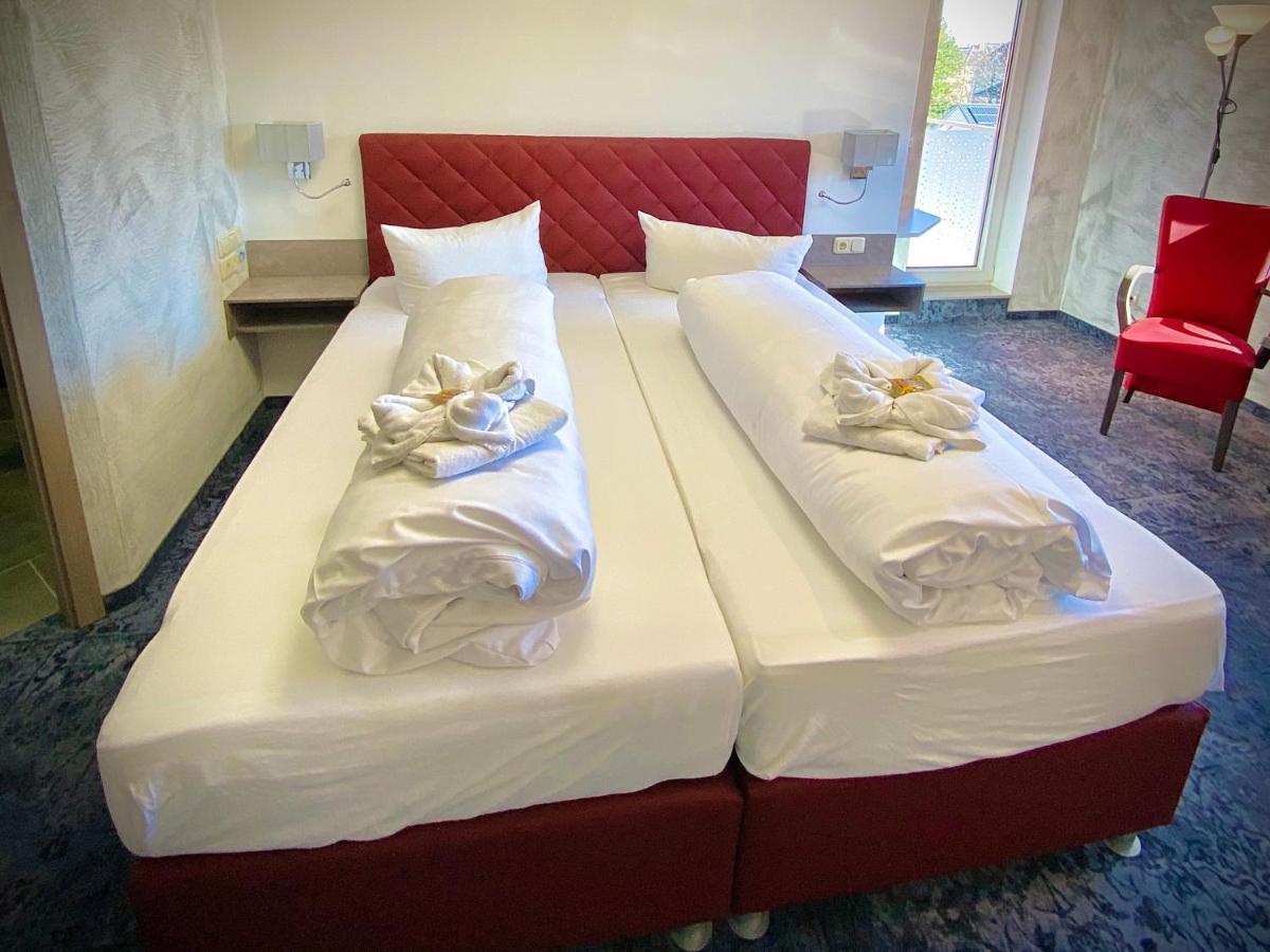 גלאוכאו Meister Baer Hotel Wettiner Hof מראה חיצוני תמונה